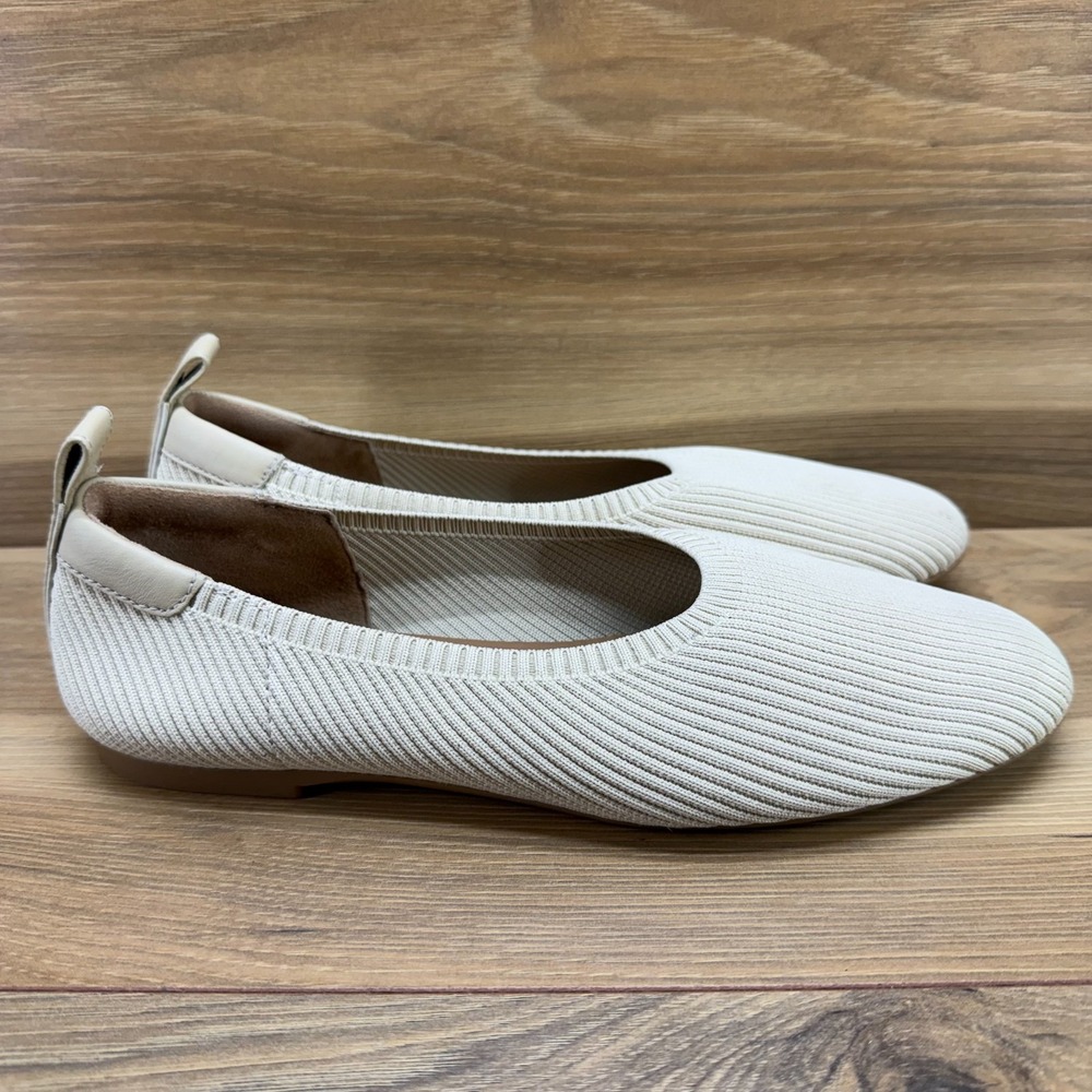 EVERLANE The Glove Flat Ribbed Womens 7.5 Beige Modern Casual Minimalist Slip On